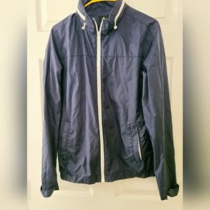 Mens Small Forever 21 Zippered  Windbreaker With Tuckaway Hood Pre-owned